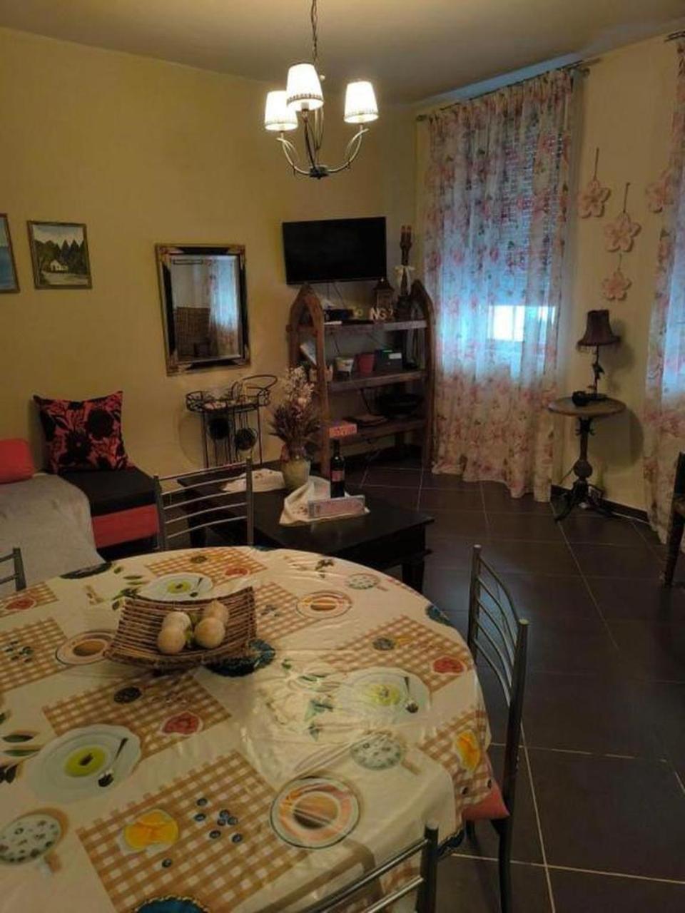 Cozy Apartment Alexandros Near Aqueduct Kavala Exterior photo